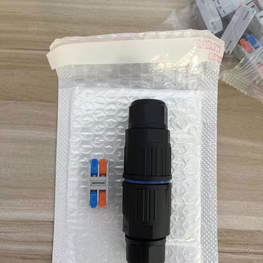IP68防水ケーブルコネクタボックス、屋外用、地中埋設型、庭 - Outdoor Lighting Joint Box のレビューと価格