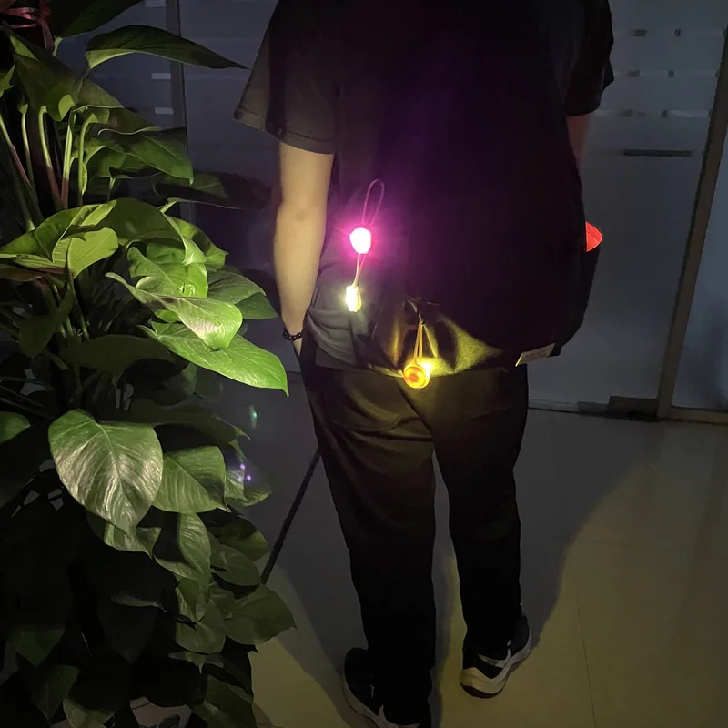 屋外バックパックライトシリコーン LED ナイトランニング警 - Outdoor Lighting Cable のレビューと価格